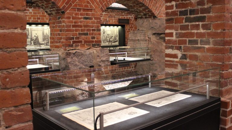 Les temps des mousquetaires : une exposition de cartes françaises du 16ème et 17ème siècle